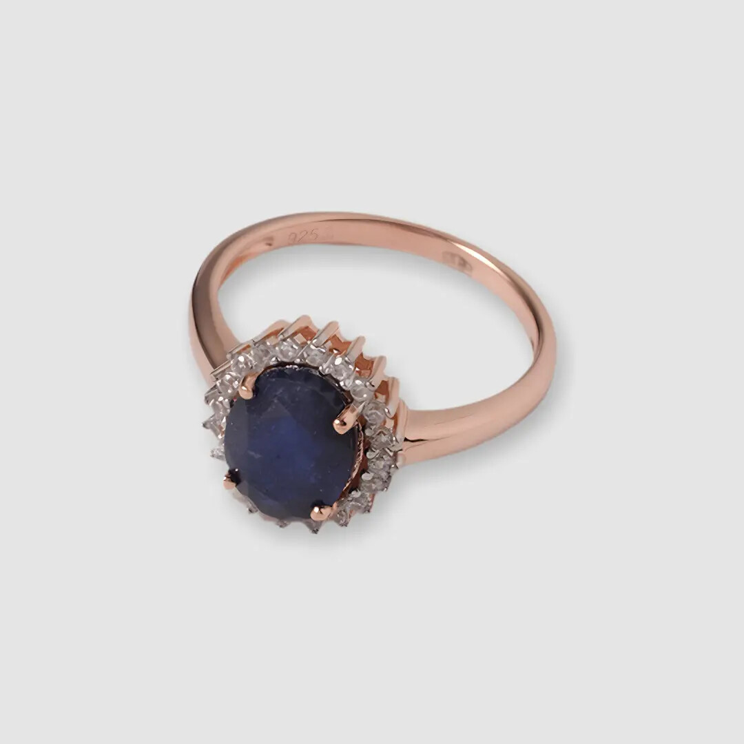 Серебряное кольцо с сапфиром